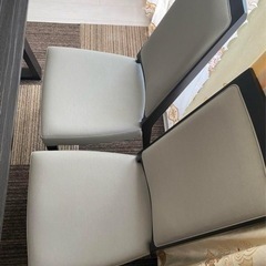 カリモクダイニング