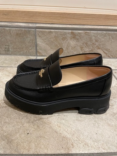 【1回のみ着用】COACH 黒 / ルーシーローファー 1回のみ着用】COACH 黒 / ルーシーローファー 2025年最新】coach