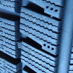 スタドレスタイヤホイール4本　2022年ブリヂストンタイヤ　185/65R15　手渡し現金