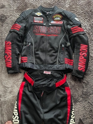 シンプソン　ライダース上下セット
