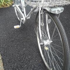 全品１０００円引きセール！11/17まで！中古自転車３３０５　ブリヂストン　２０１９年モデル　ロングティーンスタンダード　LT73ST　27インチ　3段ギヤ　LEDオートライト　