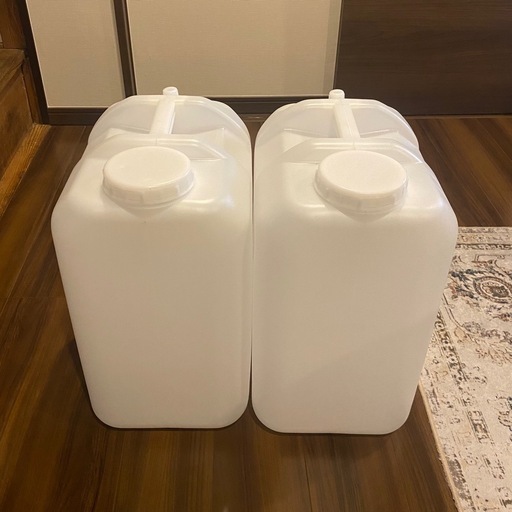 【新品未使用】貯水タンク　40L×2個セット　キッチンカー　釣り　災害時などに