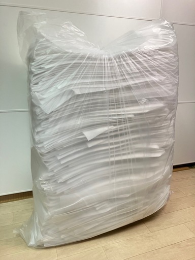 ポリエチレン 緩衝シート 約120×30センチ 厚さ3ミリ 120枚ほど 緩衝材 輸送用 引越し用