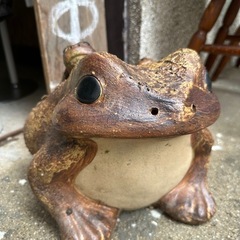 カエルの置物