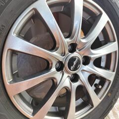 スタッドレスタイヤ　　ホイールセット　ダンロップ　ノート　