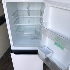 NO 570 🌈福岡市内配送設置無料✨🌈  2020年式 ハイセンス 冷蔵庫 幅48cm 150L パールホワイト HR-D15C 2ドア 右開き 自動霜取り コンパクト