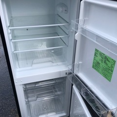 NO 268 🌈福岡市内配送設置無料✨🌈  2022年 アイリスオーヤマ 冷蔵庫 142L 小型 一人暮らし 幅50cm 大容量 冷凍室 静音設計 省エネ基準達成率103% 右開き ブラック IRSD-14A-B