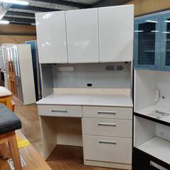 愛品倶楽部柏店】吉田家具工業 3枚扉システムキッチンボード ヴィオラ 