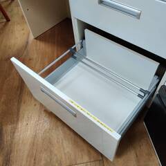 愛品倶楽部柏店】吉田家具工業 3枚扉システムキッチンボード ヴィオラ 