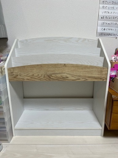 絵本棚