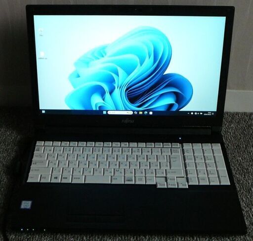 美品 富士通 LIFEBOOK A577/S ① ☆美品SSD128GB メモリ8GB☆A577/S