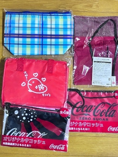保冷バッグ、サコッシュなど
