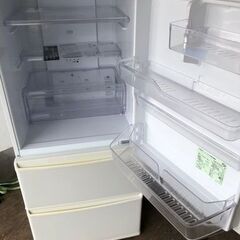 NO 593★格安特価★福岡市内配送設置無料★　アクア 272L 3ドア冷蔵庫 ナチュラルホワイト 【右開き】AQUA AQR-271F-W