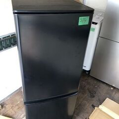 NO 574★福岡市内配送設置無料★　三菱ノンフロン冷凍冷蔵庫 MR-P15EG-B形 146L 2021年製