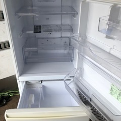 NO 593  🌈福岡市内配送設置無料✨🌈　アクア 272L 3ドア冷蔵庫 ナチュラルホワイト 【右開き】AQUA AQR-271F-W