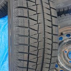 スタッドレスタイヤ（中古） ４本