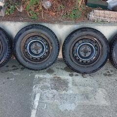 スタッドレスタイヤ（中古） ４本