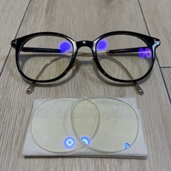 トムフォード　メガネ