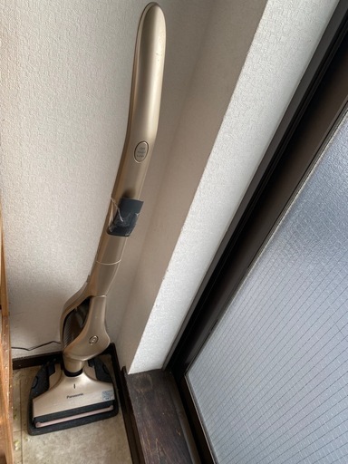 【24日の18〜23時お渡し希望】掃除機　スティッククリーナー