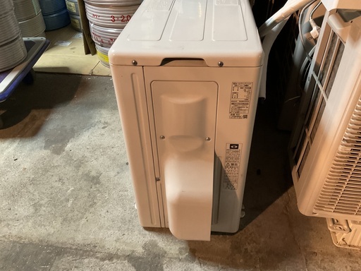 シャープ中古エアコン AYーN22NーW AUーN22Y 2021製 N-Hシリーズ |