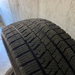 スタッドレスタイヤ 225/45R18 ブリヂストンVRX2