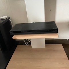 49型　REGZA 4Kテレビ　2018年購入　壁掛け風スタンド付