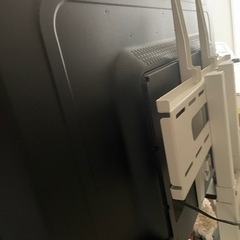 49型　REGZA 4Kテレビ　2018年購入　壁掛け風スタンド付