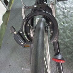 Ｄ827　★15800円★整備済み クロスバイク中古自転車 【アルミフレーム　黒　44ｃｍ】