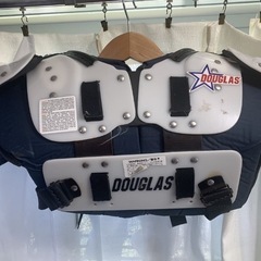 DOUGLAS ダグラス QBK Sサイズ ショルダーパッド アメリカンフットボール アメフト 防具 