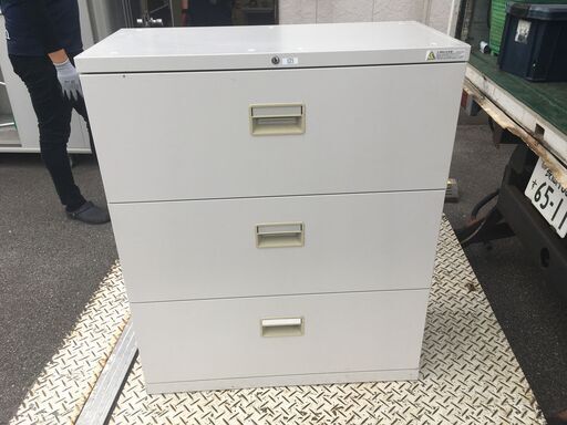 K【中古】書庫（本棚）ローキャビネット オカムラ/okamura（4A75ZC Z13