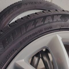ブリジストン VRX3 235/50R18 ホイール付き