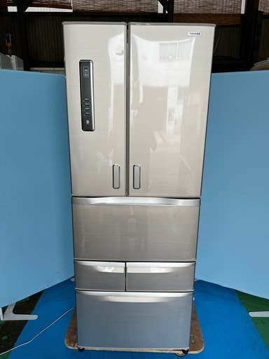 38）冷蔵庫・TOSHIBA・6ドア・548ℓ・2011年製 38）冷蔵庫・TOSHIBA・6