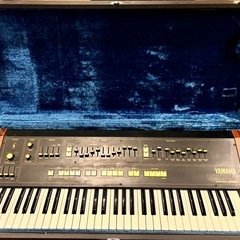 米国製電子ピアノ Williams Rhapsody 2 （専用椅子付き）