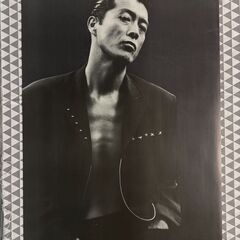 沢永吉 E.YAZAWA モノクロ 黒いジャケット ポスター。 沢永吉 E.YAZAWA モノクロ 黒いジャケット ポスター。