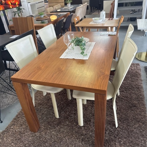 展示品　柏木工　IDC大塚家具　オーク材　ダイニングテーブル　モダン 展示品 柏木工 IDC大塚家具 オーク材 ダイニングテーブル モダン