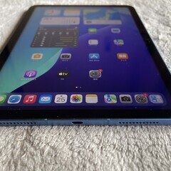 iPad 第10世代10.9インチ A2696 Wi-Fi-cell 64GB バッテリー88％ 03