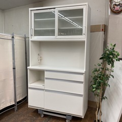 新生活お応援フェア！期間限定の特別値下げ！S154 ⭐ 丸仙工業 キッチンボード 食器棚 モイ ス版＆ブルーモーション付 幅114cm ⭐ クリーニング済 S154 ⭐ 丸仙工業 キッチンボード 食器棚 モイ ス版＆ブルーモーション付