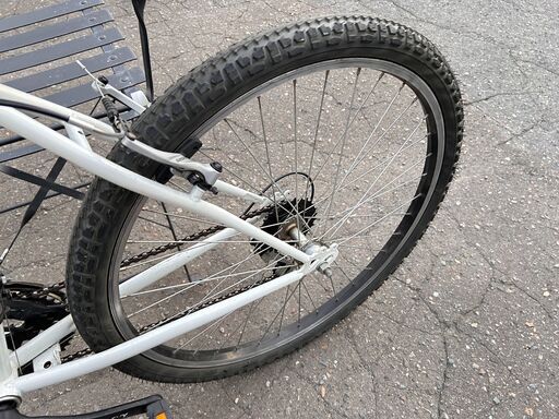 chevrolet / シボレー マウンテンバイク スポーツバイク ホワイト 26インチ 24速 長期保管品 used chevrolet / シボレー マウンテンバイク スポーツバイク ホワイト 26