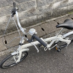 【20インチ折りたたみ】美品❗️超軽量❗️アルミフレーム　外装6段変速、泥除け付❗️リヤタイヤ新品❗️若林自転車　膳所店　SALE中❗️