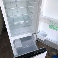 配送設置無料✨no 570🌈 2020年式 ハイセンス 冷蔵庫 幅48cm 150L パールホワイト HR-D15C 