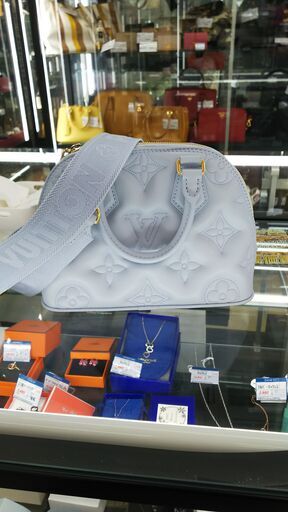 ルイヴィトン アルマ・ソフトBB 2WAYバッグ ブルーグラシエール M59822