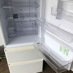 NO 593 🌈北九州市内配送設置無料✨🌈　アクア 272L 3ドア冷蔵庫 ナチュラルホワイト 【右開き】AQUA AQR-271F-W