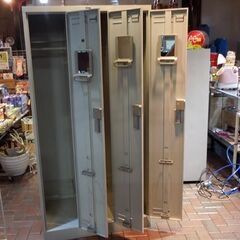 KOKUYO 3人用ロッカー 幅90cm 鍵各2個付き 更衣室 3連