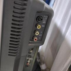 初代の亀山モデルテレビ32インチ