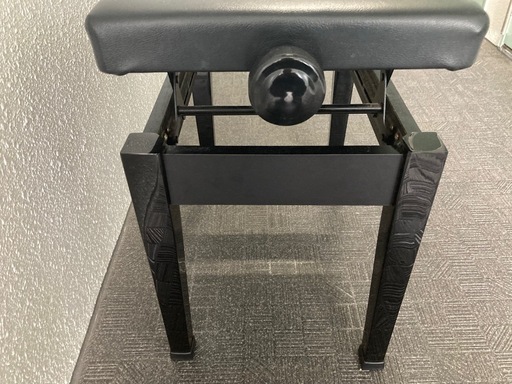 カワイミニグランドピアノ と 子供用モッキン グランドピアノミニ