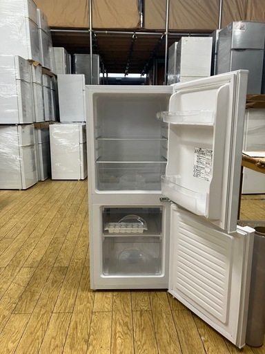 211番 AQUA✨冷凍冷蔵庫✨AQR-141C(S)‼️ 省エネモデル×大容量まんなか