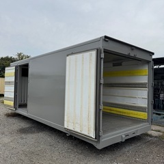 仕上げ済み！断熱材入り！バイクガレージ！使い勝手抜群！倉庫物置用 4