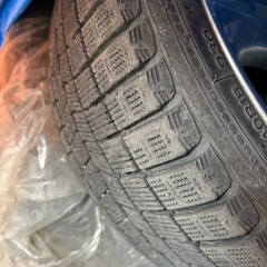 レクサス　アルミ付きタイヤ