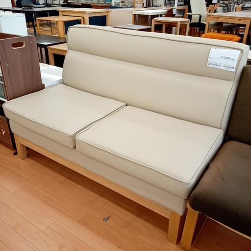☆ジモティ割あり☆ 二人掛けソファー アイボリー クリーニング済 YJ4247 ☆ジモティ割あり☆ 二人掛けソファー アイボリー クリーニング済 YJ4247