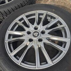 タイヤアルミホイール4本セット。アルファード10系20系には合います。30系には合いません。明日まで